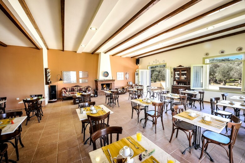 Hotel Gera's Olive Grove