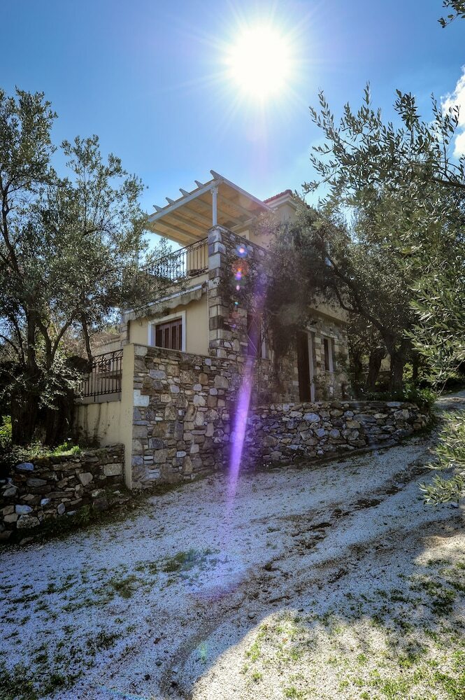 Hotel Gera's Olive Grove