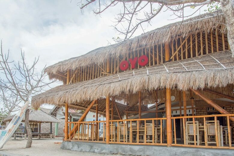 Hostal Oyo 1837 Telone Bungalow
