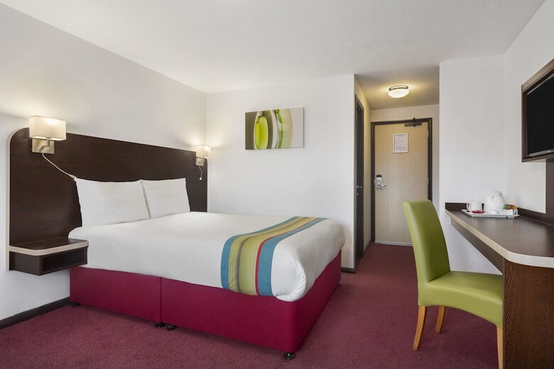 Hotel Ramada By Wyndham South Mimms M25