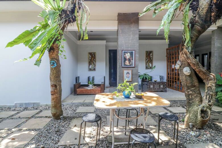 Hotel Oyo 1757 Villa Dende