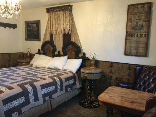 Black Bear Motel