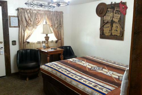 Black Bear Motel