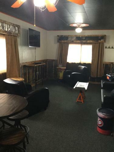 Black Bear Motel