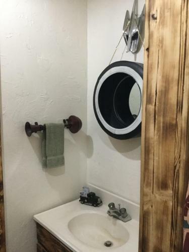 Black Bear Motel