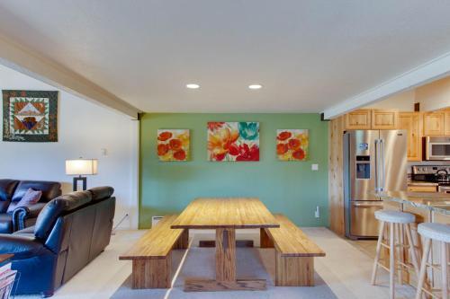 Sunburst Family Getaway
