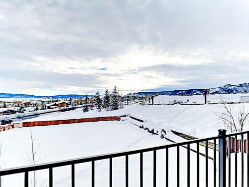 Apartamento Snow Flower Condominium Unit 212