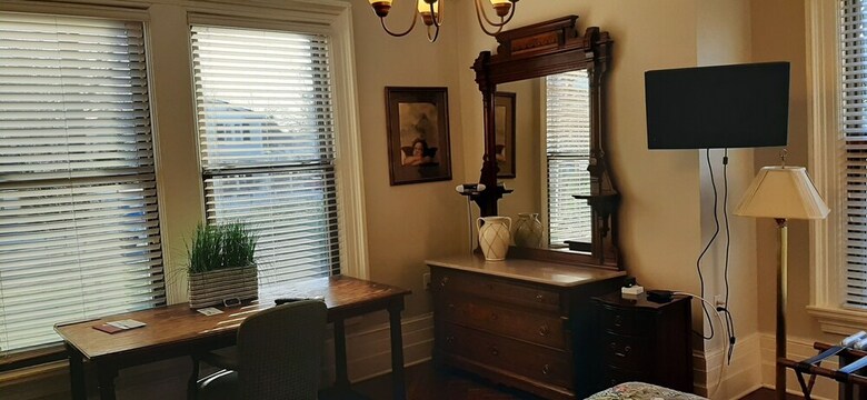 Bed & Breakfast The Summit Debary Inn