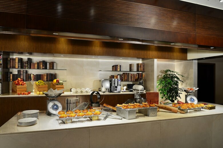 Shanghai Marriott Hotel Riverside