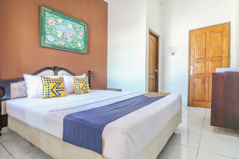 Spot On 1927 Hotel Candra Adigraha