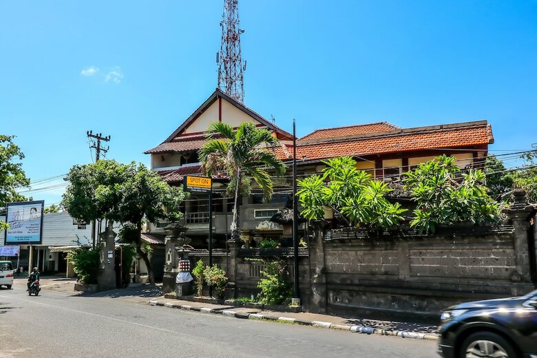 Spot On 1927 Hotel Candra Adigraha