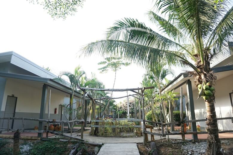 Hotel New Samedngam Resort