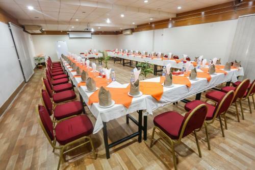 Sel Nibash Hotel & Serviced Apartments