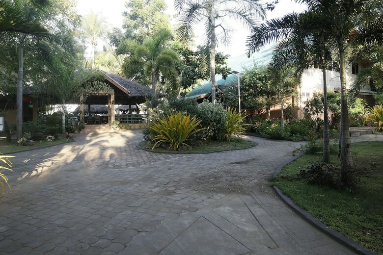 Hotel Labros Adventure Camp And Waterfront