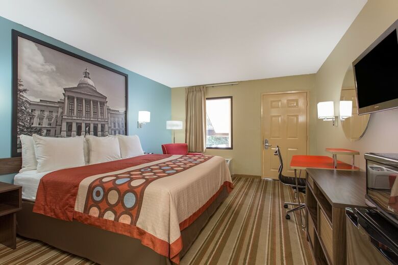 Motel Super 8 By Wyndham Forest Park