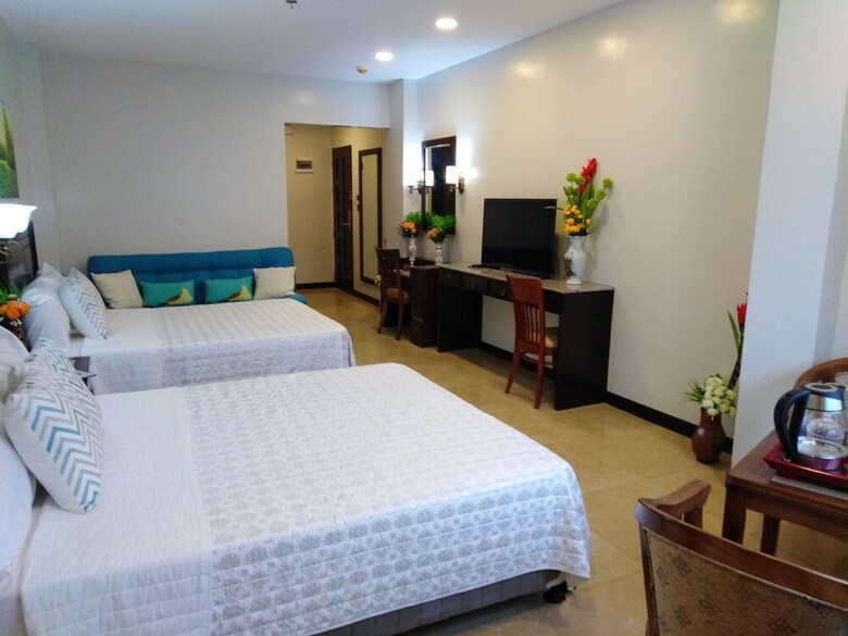 Hotel Venezia Suites Iloilo