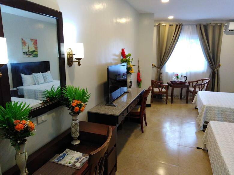 Hotel Venezia Suites Iloilo