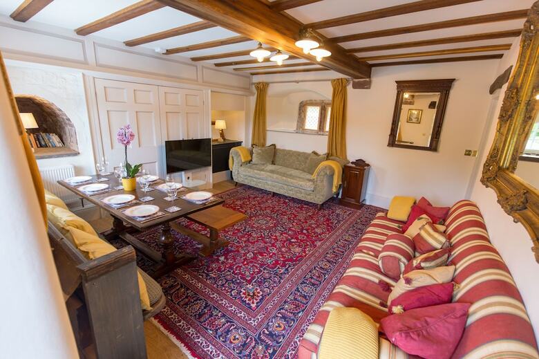 Villa Haile Hall Private Wing 4 Ensuite Bedrms