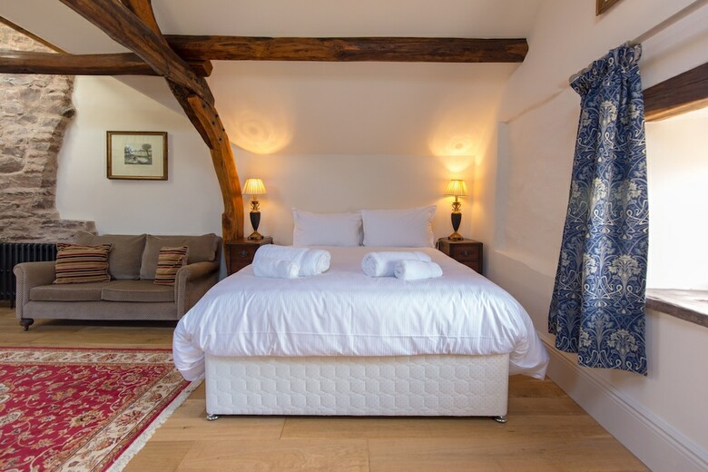 Villa Haile Hall Private Wing 4 Ensuite Bedrms