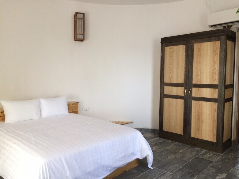 Hotel Ba Khan Village Resort