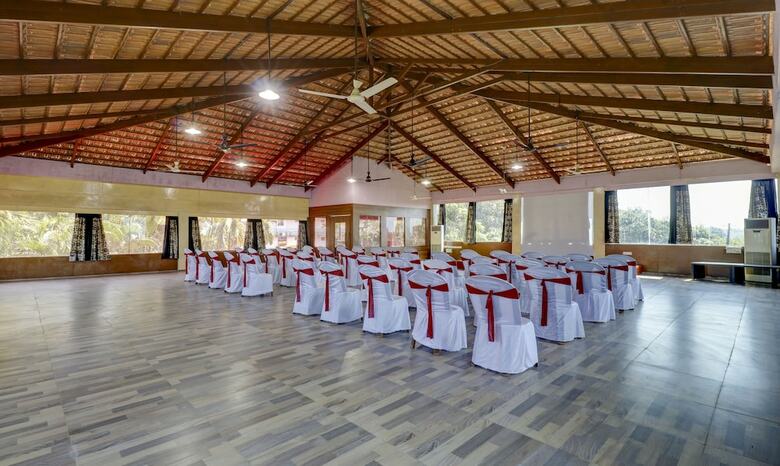 Hotel Treebo Trend Pratham Inn Resorts