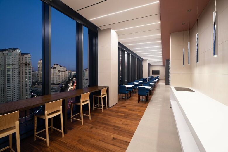 Hotel Courtyard By Marriott Suwon