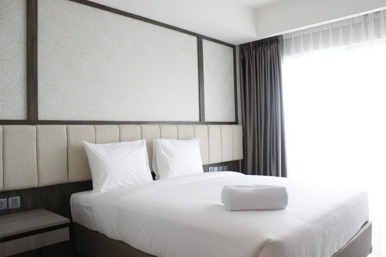 Modern Stylish Studio Plus At Greko Apartment Bandung