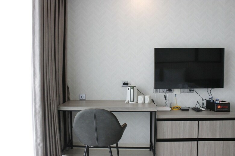 Modern Stylish Studio Plus At Greko Apartment Bandung