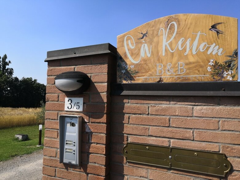 B&B C� Restom