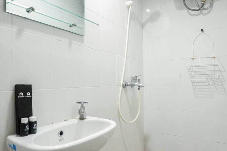 Convenient Studio At Gunawangsa Tidar Apartment