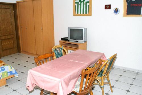 Apartments With Wifi Omis - 2757