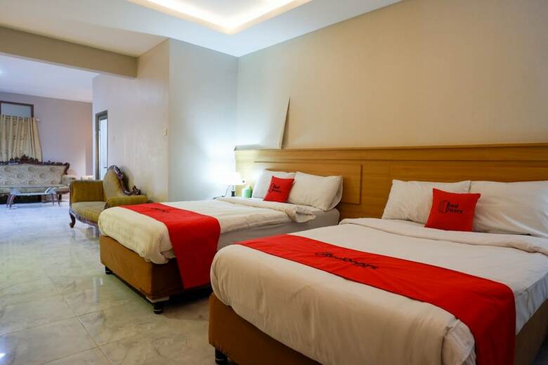 Hotel Reddoorz Plus Near Haluoleo University