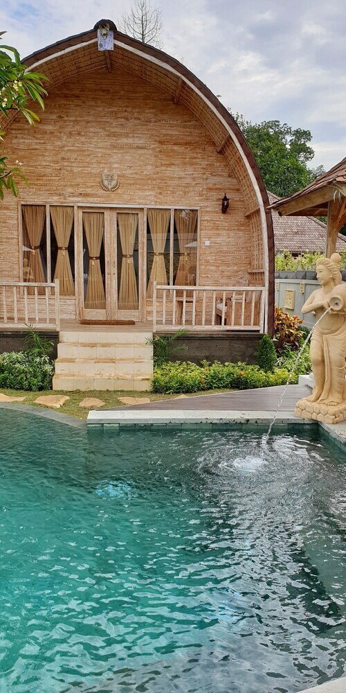 Bed & Breakfast Wana Shanti Villa
