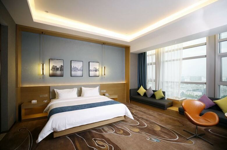 Manhatton Hotel Guangxi Univeristy