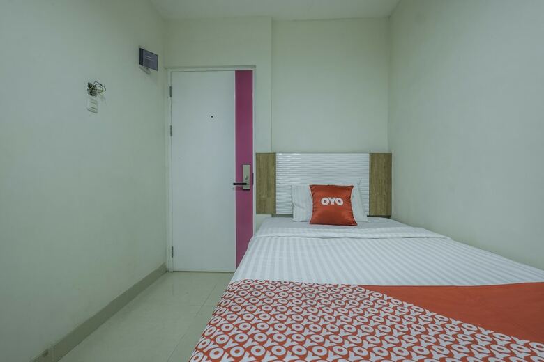 Hostal Capital O 1044 Diemdi Hotel