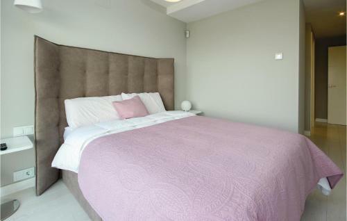 Three-bedroom Apartment In La Cala de Mijas