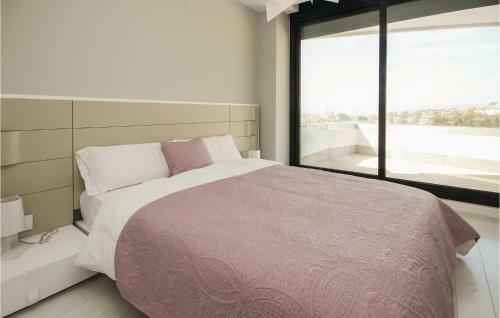 Three-bedroom Apartment In La Cala de Mijas