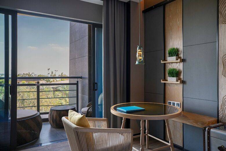 Renaissance Xiamen Hotel