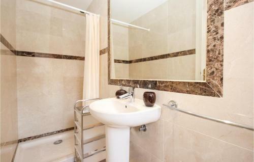 Two-bedroom Apartment In Manilva