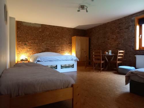 Hostal Aux Saveurs D'enneille