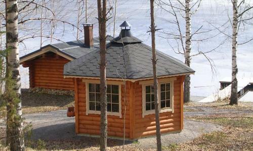 Hostal Ollinm�ki Vineyard