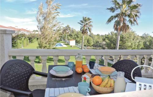 Two-bedroom Apartment In Miami Platja