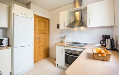 Two-bedroom Holiday Home In Roldan