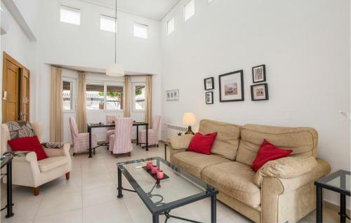 Two-bedroom Holiday Home In Roldan
