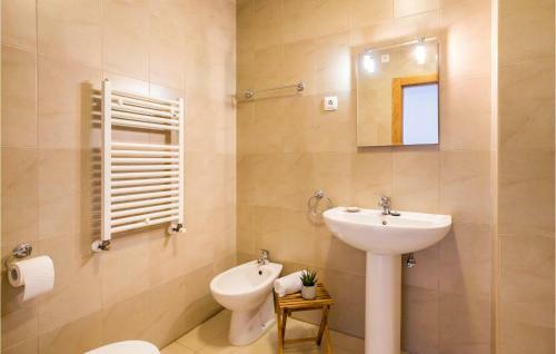 Two-bedroom Holiday Home In Roldan