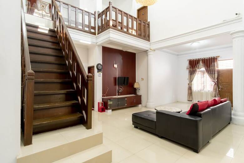 Hotel Oyo 1632 1000 House