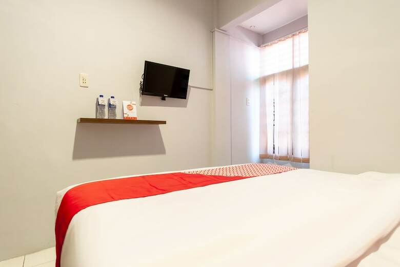 Hotel Oyo 1632 1000 House