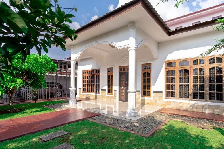 Hotel Oyo 1632 1000 House