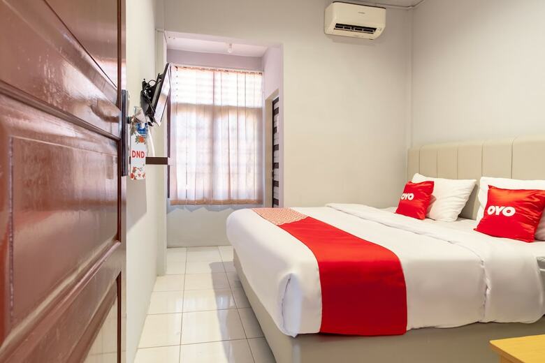 Hotel Oyo 1632 1000 House