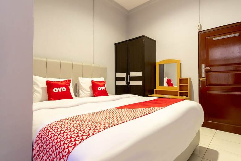Hotel Oyo 1632 1000 House